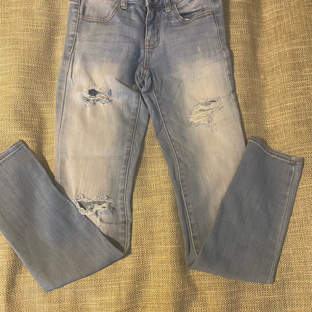 American Eagle Distressed Light Blue Jeans
